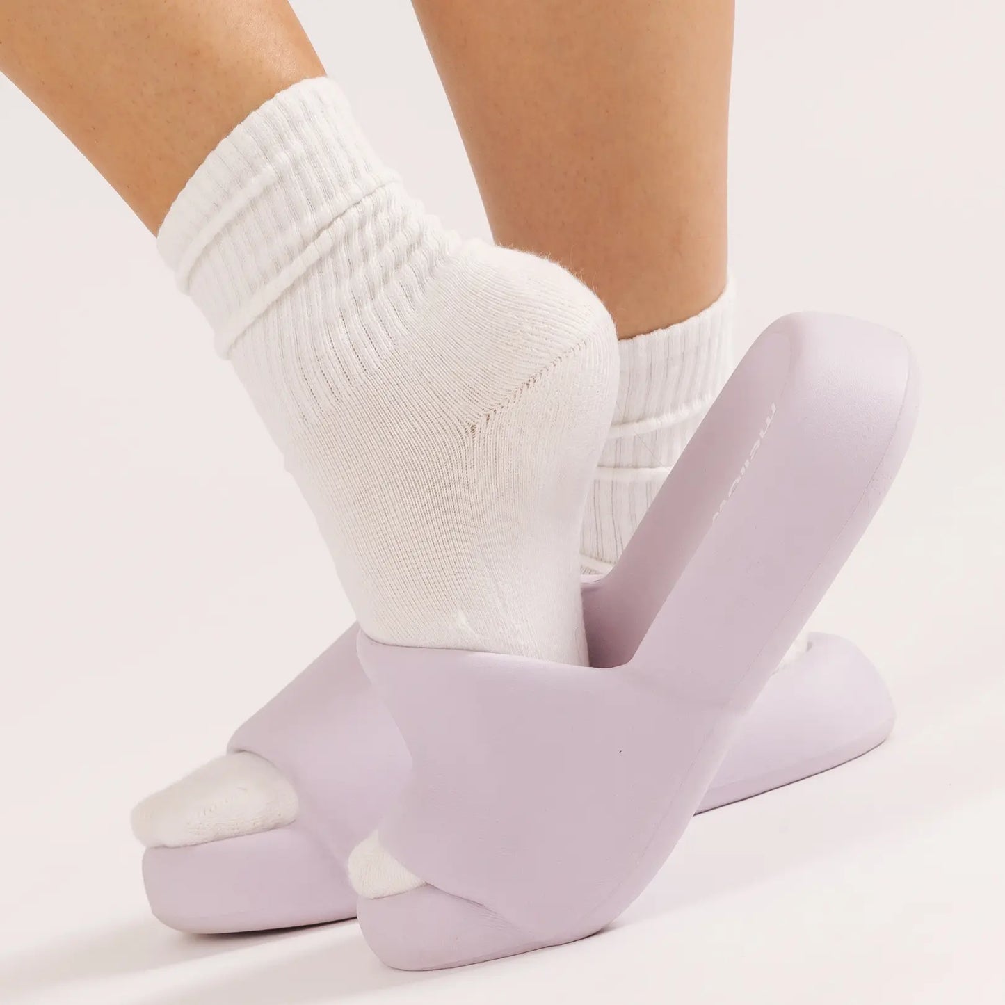 Mellow Cloud Slides